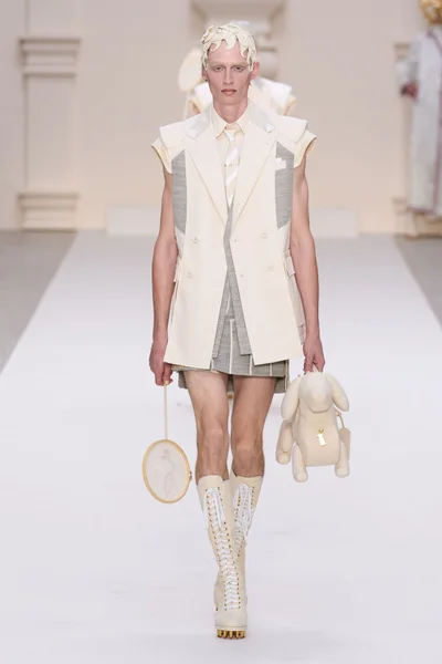 Look 33